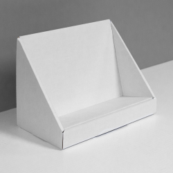 Présentoir de comptoir en carton en angle avec produits surélevés - blanc