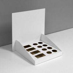Présentoir de carton avec ronds et rectangles découpés pour produits rond ou bouteilles, avec en-tête - blanc